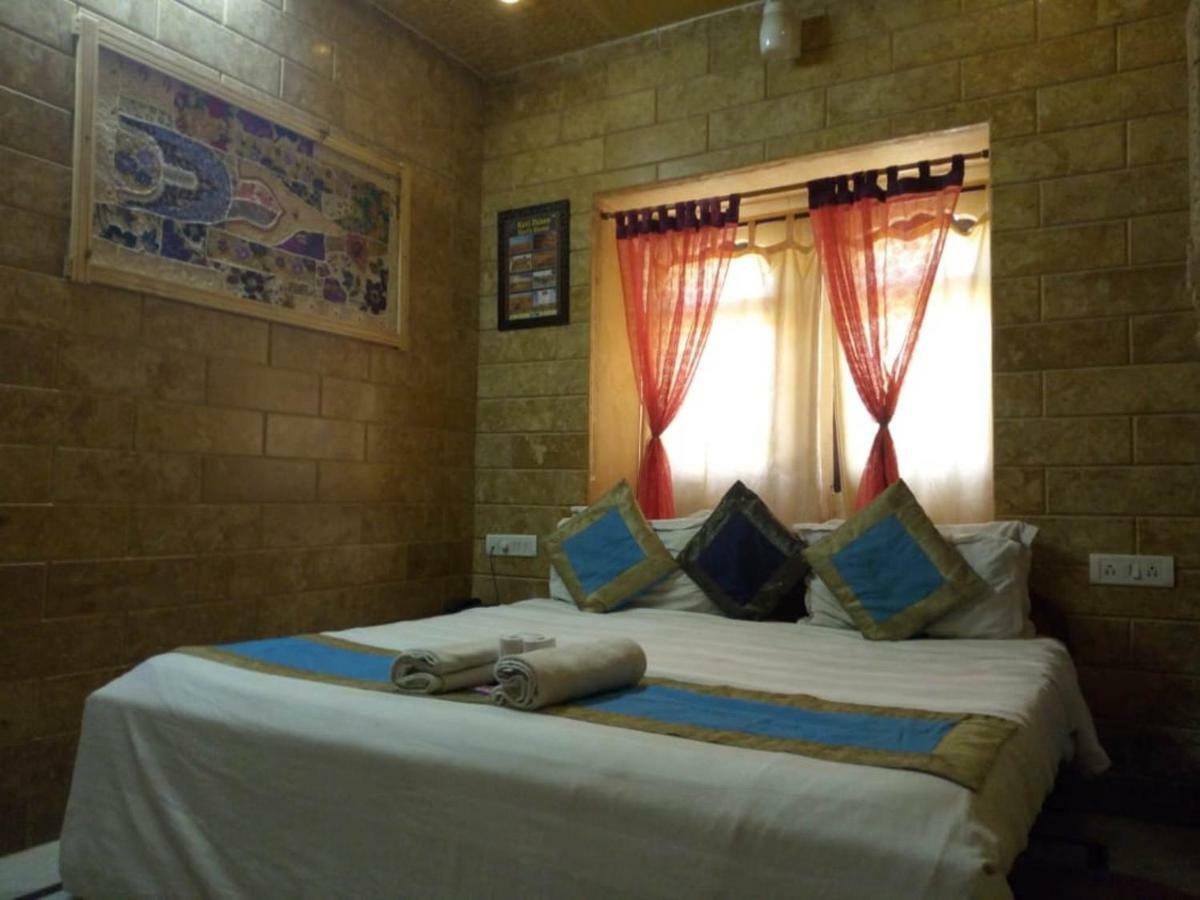 Hotel Kavi Palace Jaisalmer Bagian luar foto