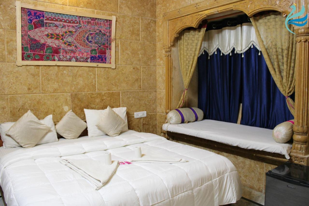 Hotel Kavi Palace Jaisalmer Bagian luar foto